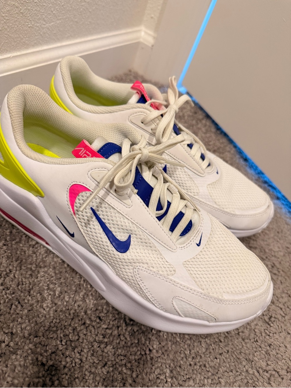 Nike Air Max Bolt AMD Sneakers White Pink Blue Neon Women’s Size 11